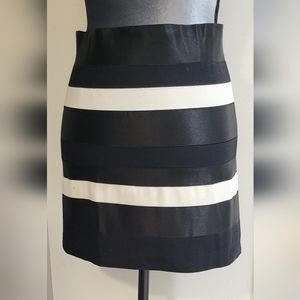 Alice + Olivia Black and White Mini Skirt